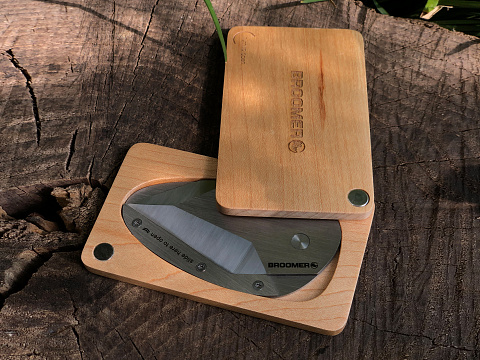 Нож-визитка Broomer ё-Knife, модель 001. EDC легкий складной нож в индивидуальной упаковке.